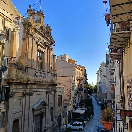 We # Are Ai Cassarelli * Παλέρμο